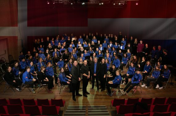Groepsfoto AYSO en Orkester Efterskolen